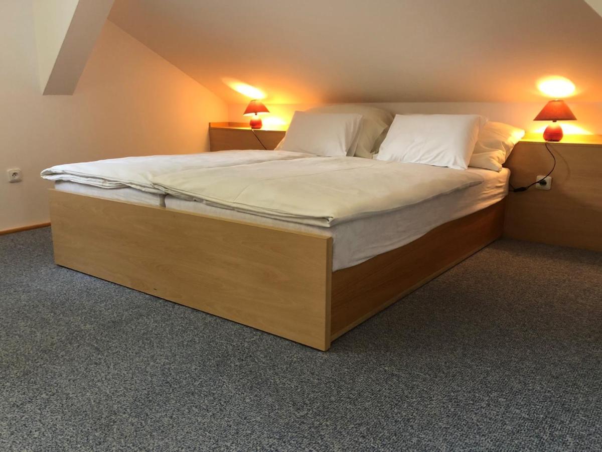 Vyhlidka Resort Náchod Kültér fotó